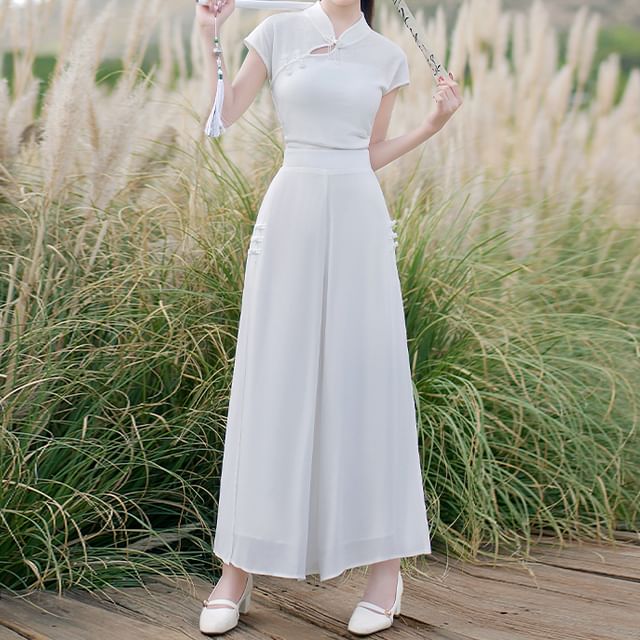 Traditional Chinese Short-Sleeve Stand Collar Plain Cutout Frog Buttoned Top / High Waist Cropped Culottes / Set SpreePicky