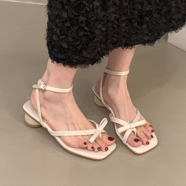 Square-Toe Round Heel Sandals SpreePicky