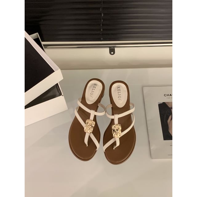 Round Heel Thong Sandals SpreePicky