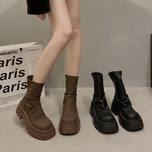 Platform Short Boots SpreePicky