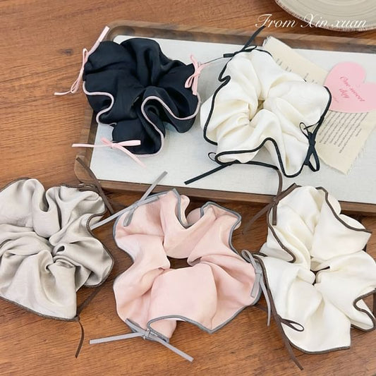 Contrast-Trim Bow Accent Scrunchie SpreePicky