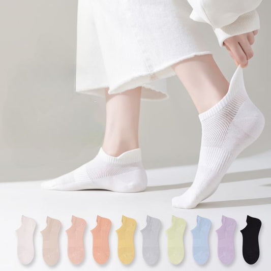 Plain Perforated Ankle Socks SpreePicky