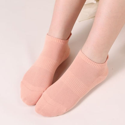 Plain Perforated Ankle Socks SpreePicky