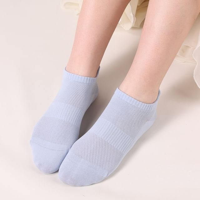 Plain Perforated Ankle Socks SpreePicky