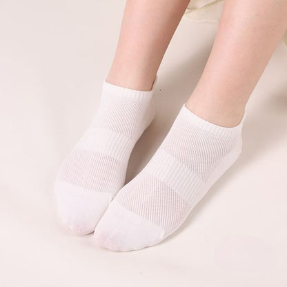 Plain Perforated Ankle Socks SpreePicky