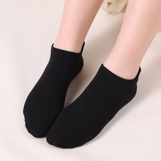 Plain Perforated Ankle Socks SpreePicky