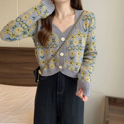 V-Neck Floral-Print Cropped Cardigan SpreePicky