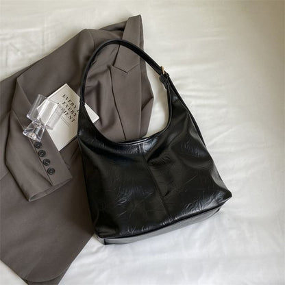 Set: Faux Leather Shoulder Bag + Pouch SpreePicky