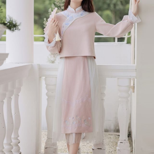 Set: Long-Sleeve Embroidered Flower Hanfu Top + Mid Rise Plain Lace Midi A-Line Skirt SpreePicky