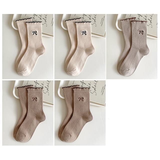 Bow Embroidered Ribbed Short Socks Set SpreePicky