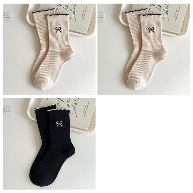 Bow Embroidered Ribbed Short Socks Set SpreePicky