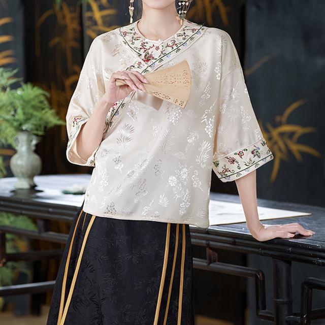 Traditional Chinese 3/4-Sleeve Crew Neck Floral Embroidered Jacquard Frog Buttoned Blouse / High Rise Contrast Trim Maxi A-Line Skirt / Set SpreePicky