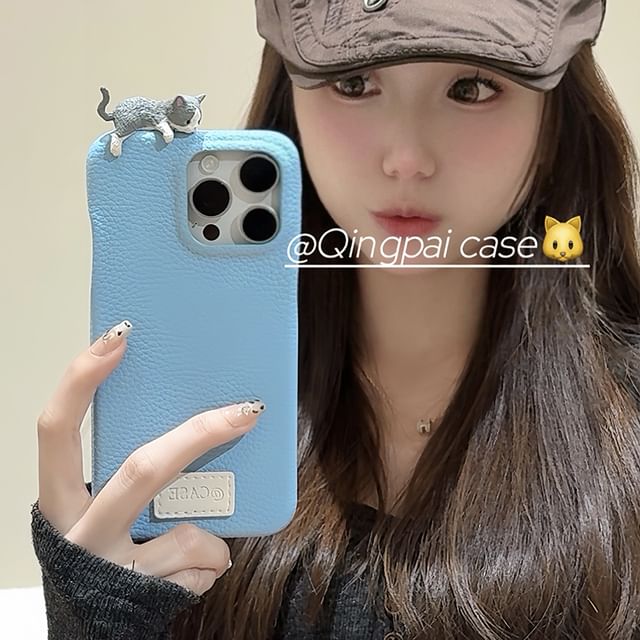 Plain Leather Cat Phone Case - iPhone 16 Pro Max / 16 Pro / 16 / 15 Pro Max / 15 Pro / 15 / 14 Pro Max / 14 Pro / 14 / 13 Pro Max / 13 Pro / 13 SpreePicky