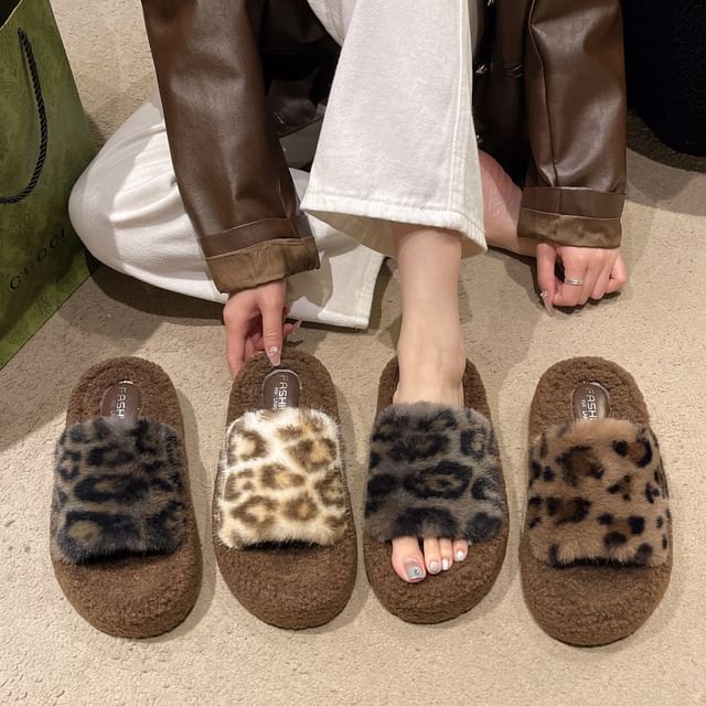 Leopard Print Fleece Slide Sandals SpreePicky