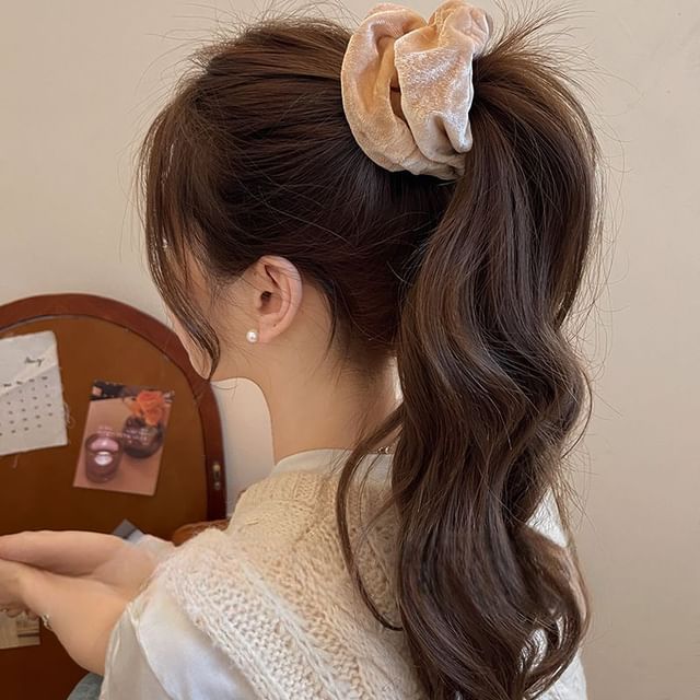 Velvet Scrunchie SpreePicky