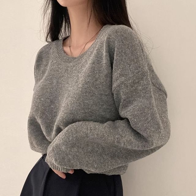 Round Neck Plain Sweater SpreePicky