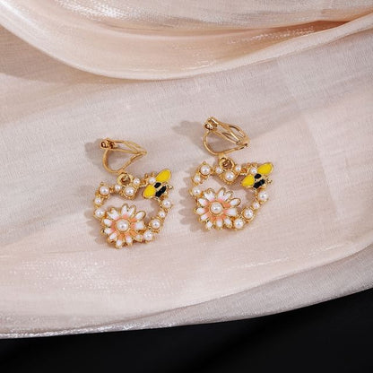 Floral Faux Pearl Bee Alloy Drop Earring SpreePicky