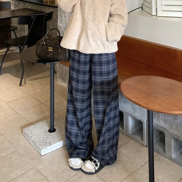 Hooded Plain Fleece Zip Up Jacket / Mid Waist Plaid Wide Leg Pants SpreePicky