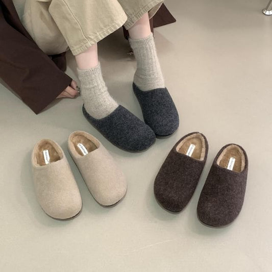 Plain Fleece-Lined Mules SpreePicky