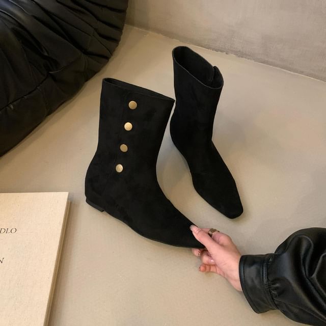 Hidden Wedge Plain Buttoned Mid-Calf Boots SpreePicky