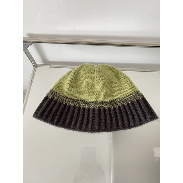 Two-Tone Knit Bucket Hat SpreePicky