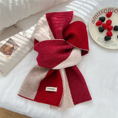 Two-Tone Label Applique Scarf SpreePicky