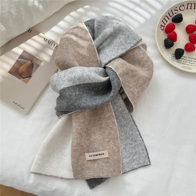 Two-Tone Label Applique Scarf SpreePicky