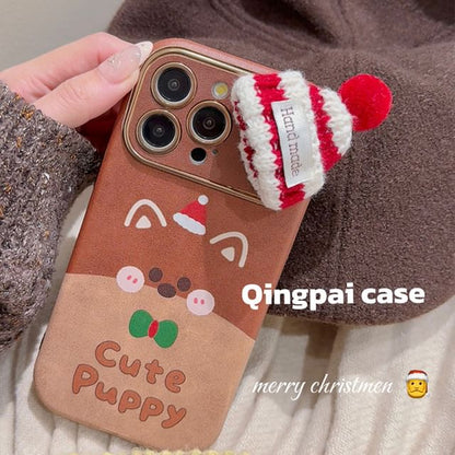 Christmas Dog Phone Case / Mini Knit Beanie Adhesive Decoration / Set - iPhone 16 Pro Max / 16 Pro / 16 Plus / 16 / 15 Pro Max / 15 Pro / 15 Plus / 15 / 14 Pro Max / 14 Pro / 14 Plus / 14 / 13 Pro Max / 13 Pro / 13 / 13 Mini SpreePicky