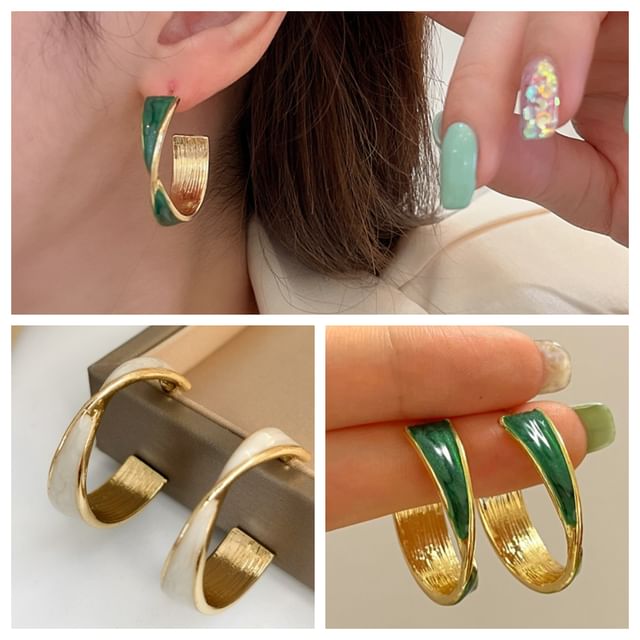 Twisted Galaxy Hoop Alloy Open Earring FashionChic