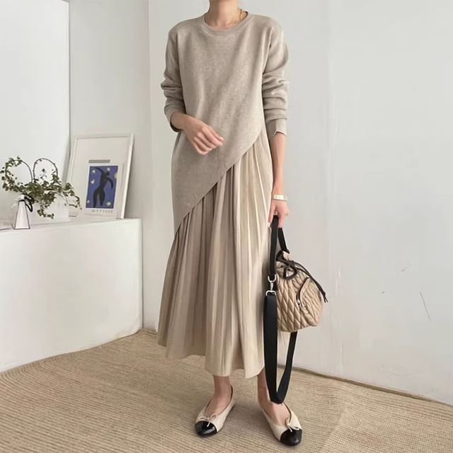 Set: Long-Sleeve Asymmetrical Plain Knit Top + Sleeveless Pleated Midi A-Line Dress SpreePicky