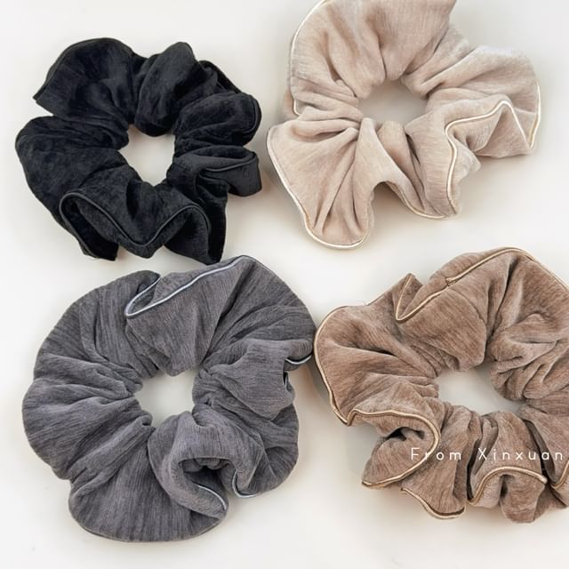 Plain Velvet Scrunchie SpreePicky