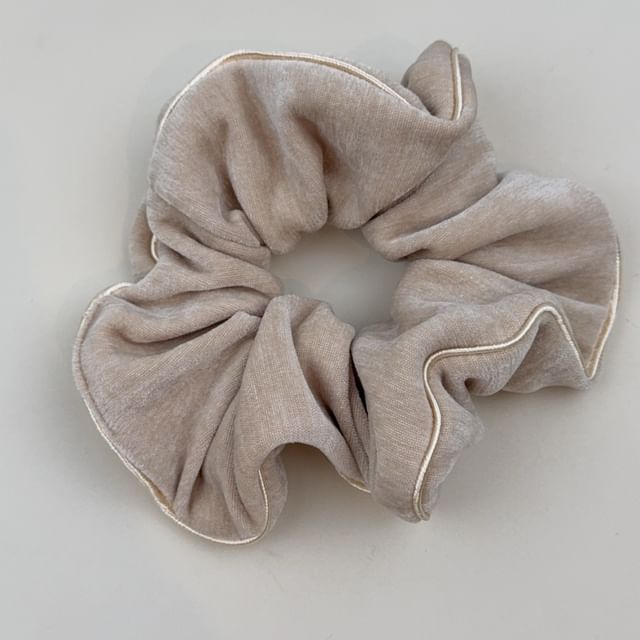 Plain Velvet Scrunchie SpreePicky