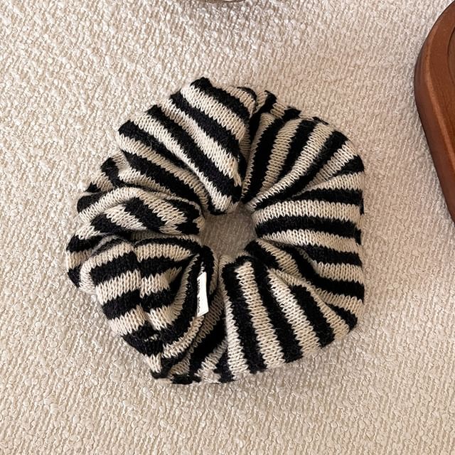 Striped Scrunchie / Hair Tie SpreePicky