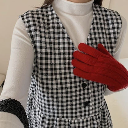 Long-Sleeve Mock Neck Plain Tee / V-Neck Gingham Quilted Half-Buttoned Midi Jumper Dress SpreePicky