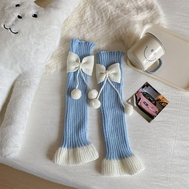 Two Tone Bow Pom Pom Ribbed Knit Leg Warmers SpreePicky