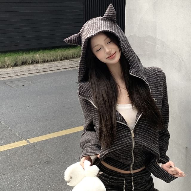 Accent Horn / Hoodie Devil Crop Striped Bootcut Zip Drawstring Sweatpants Waist FashionChic