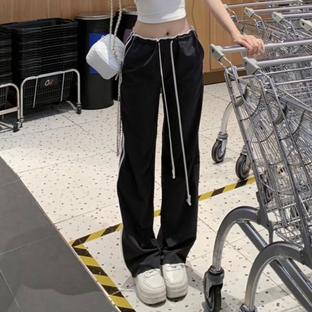 Short-Sleeve / Loose Drawstring Striped Trim Off-Shoulder Crop Pants Waist Tee Plain Fit FashionChic