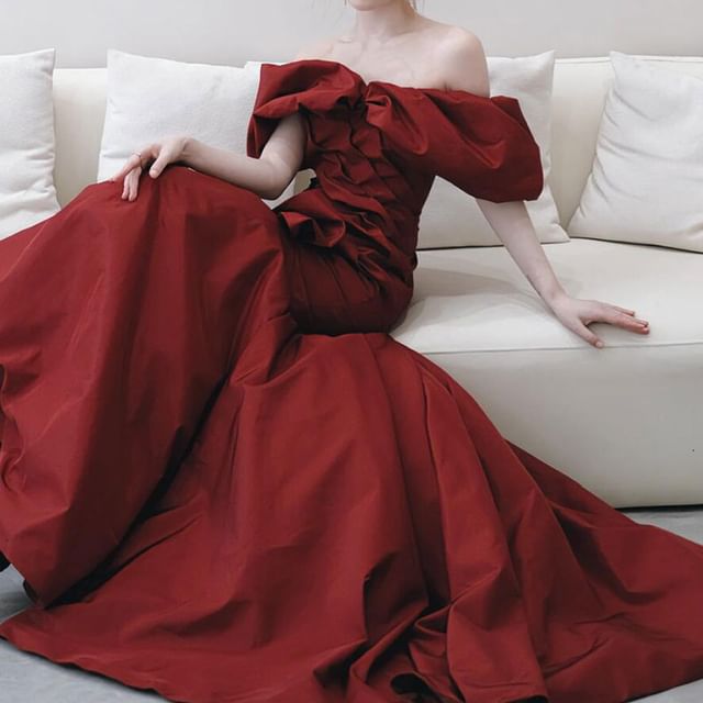 Puff-Sleeve Off-Shoulder Plain Bow Accent Ruched Trained Trumpet Evening Gown FashionChic