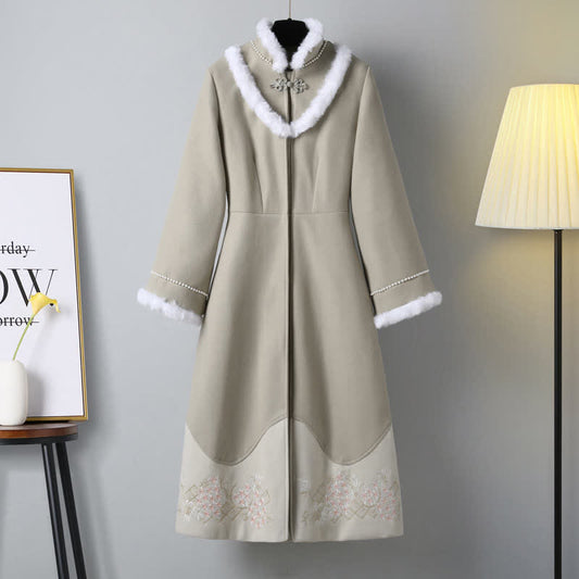 Graceful Embroidery Buckle Plush Loose Coat modakawa