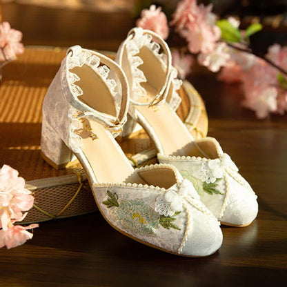 Elegant Blossom Embroidery Buckle Mary Janes Shoes modakawa