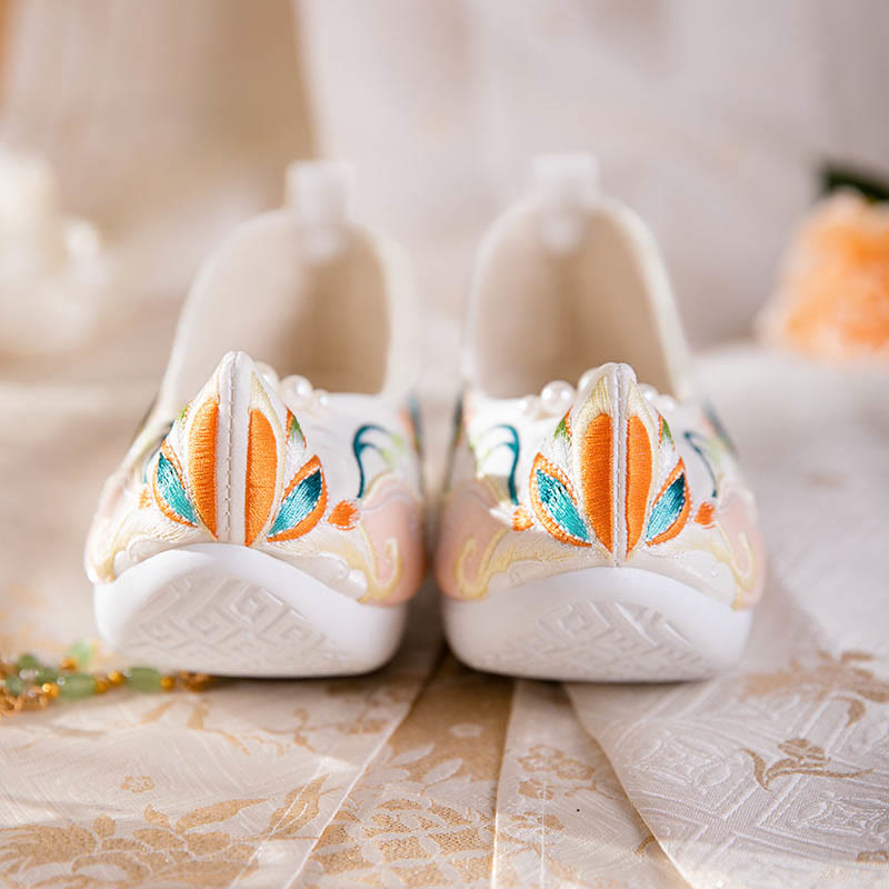 Sweet Retro Pearl Decor Floral Embroidery Shoes modakawa