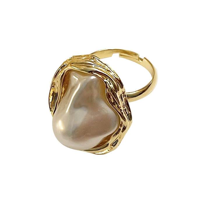 Elegant Pearl Ring SpreePicky