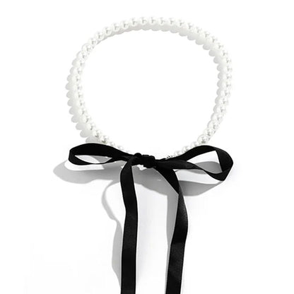 Classic Bow Pearl Necklace SpreePicky