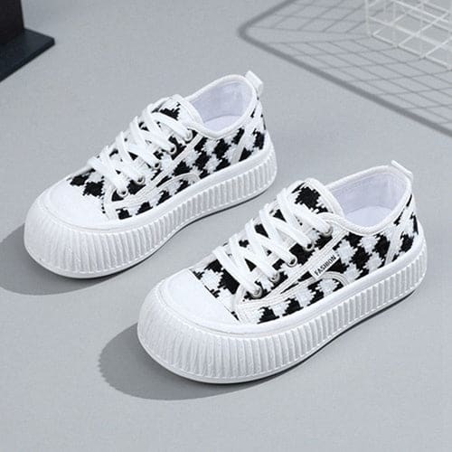 Cute Black White Candy Diamond Sneakers ON871 - black / 35 -