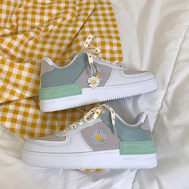 Daisy Sneakers - Sneakers