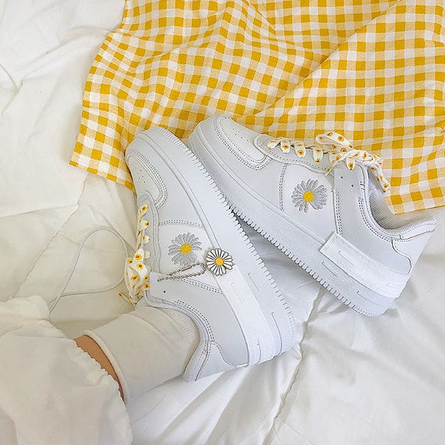 Daisy Sneakers - Sneakers