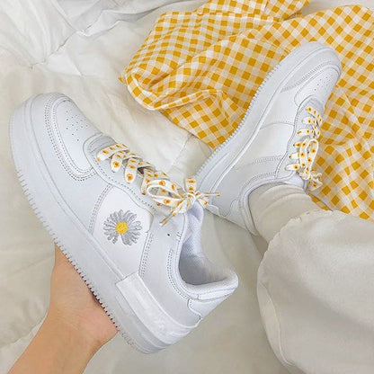 Daisy Sneakers - Sneakers