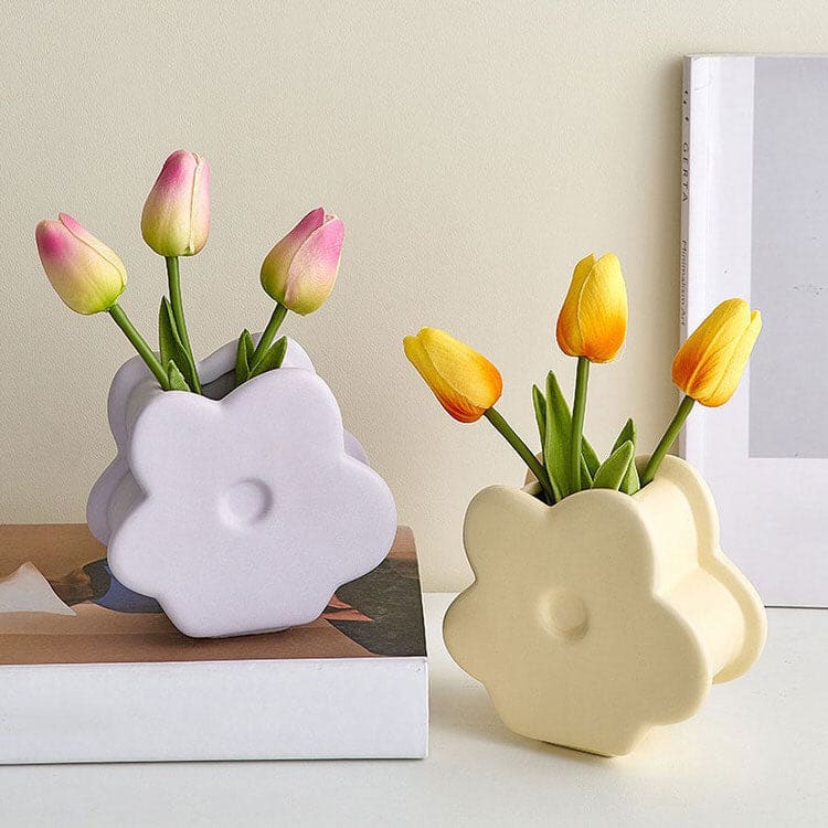 Mini Decorate Flower Shaped Vase