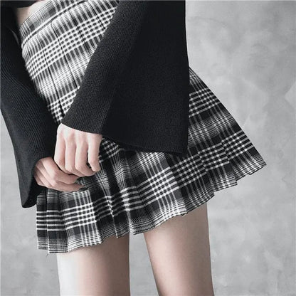 Gothic Grunge Black & White Plaid Pleated Mini Skirt (Available in Plus Size) EG0234 - Egirldoll