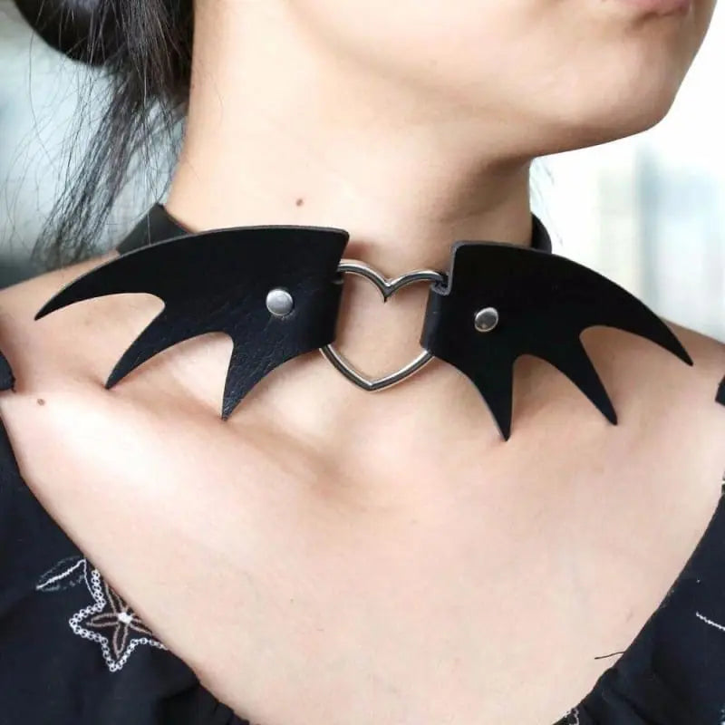 Gothic Harajuku Heart Wings Choker Necklace EG0402 - Egirldoll